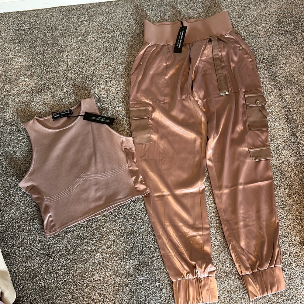 Maniere De Voir NWT satin joggers + cropped tank set!